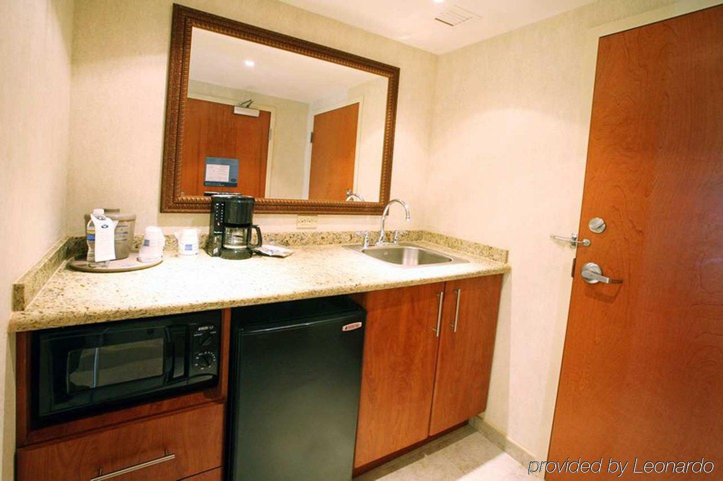 Hampton By Hilton Reynosa Zona Industrial Hotel Szoba fotó